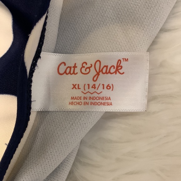 girls one piece - Picture 3 of 3